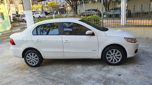 Volkswagen Voyage 2013 1.6 Vht Trend Total Flex 4p