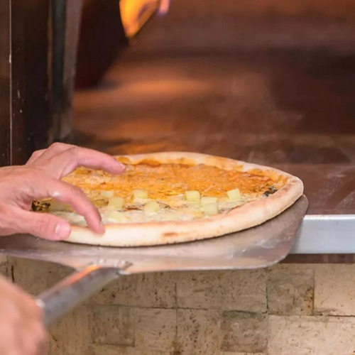 Pá Para Pizza Em Metal C/ Acabamento E Cabo Curto Tramontina