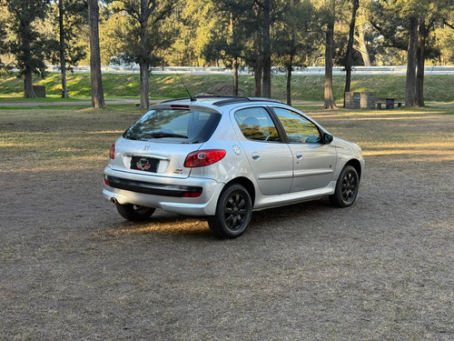 Peugeot 207 Compact Fullcars
