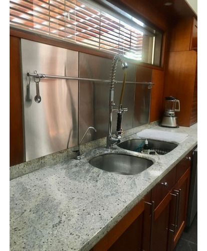 En Venta Casa 680m2 6h/6b/11p Cerro Verde 6194