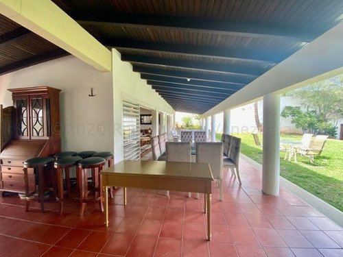 Imagen 11 de 16 de Casa En Venta En Prados Del Este