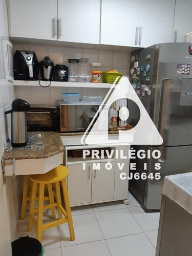 Apartamento À Venda, 2 Quartos, 1 Vaga, Botafogo - Rio De Janeiro/rj - 28250