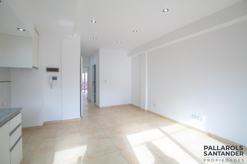 Imagen 10 de 30 de Venta · A Estrenar · P. Avellaneda · Ph · 2 Ambientes · Balcón Y Patio · Financiación
