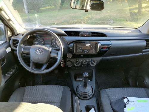 Toyota Hilux 2.5 Diesel Full