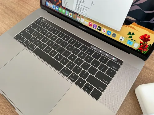Macbook Pro 2019 15 2.4 Ghz 8-core I9 32gb Ram 1tb Ssd Macbook Pro 2019 15 2.4 Ghz 8-core I9 32gb Ram 1tb Ssd