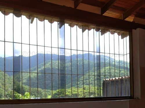 Imagen 20 de 23 de Omar Espinoza Ofrece En Venta Grandiosa Casa Quinta En Guatire Valle Arriba A Precio Insuperable