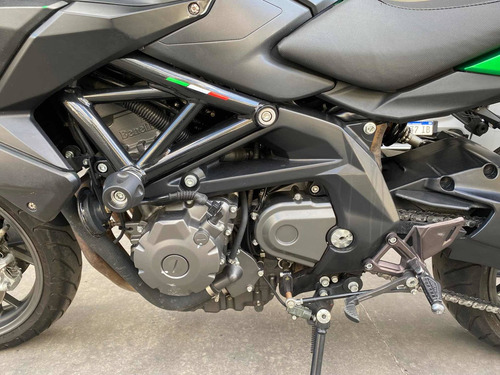 Imagen 12 de 13 de Benelli Tnt 600
