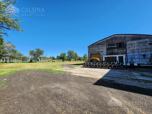 Galpón Con 23.400 Metros De Terreno - Av Cruz Roja - Cordoba Capital