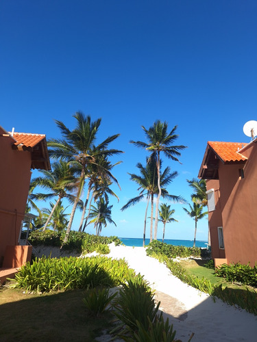 Esplandido Apartamentto Con Una Terraza Con Vista Al Mar