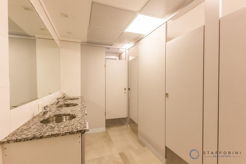 Imagen 7 de 30 de Oficina De 4 Ambientes A Estrenar En Recoleta - Balcón Y Terraza