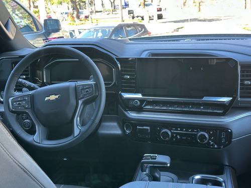 Chevrolet Cheyenne 6.2 Doble Cab High Country 4X4 At