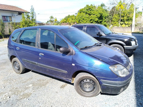 Imagem 12 de 12 de Renault