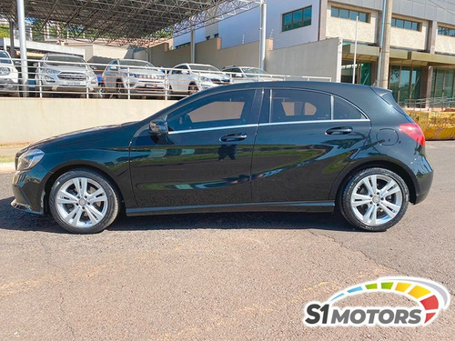 Imagem 4 de 8 de Mercedes Benz A 200 1.6 Turbo Preto 2016