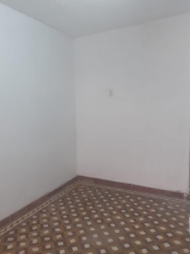Imagen 13 de 20 de Alquiler De Casa De 5 Ambientes Con Garage En P Avellaneda.