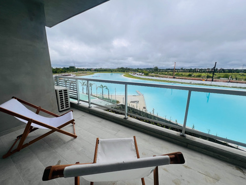 Departamento Remeros Beach