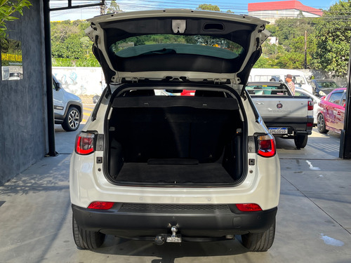 Jeep Compass 2.0 Longitude Aut. 5p