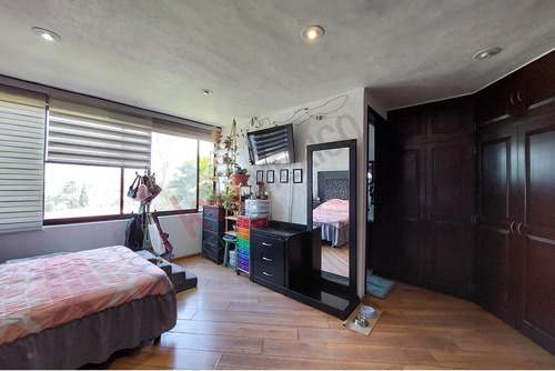 Venta Casa En Cerrada Con Jardin Y Sotano, San Nicolas Totolapan, Cdmx