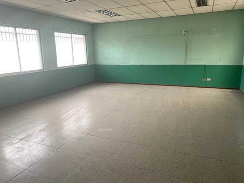 Imagen 10 de 28 de Edificio Comercial