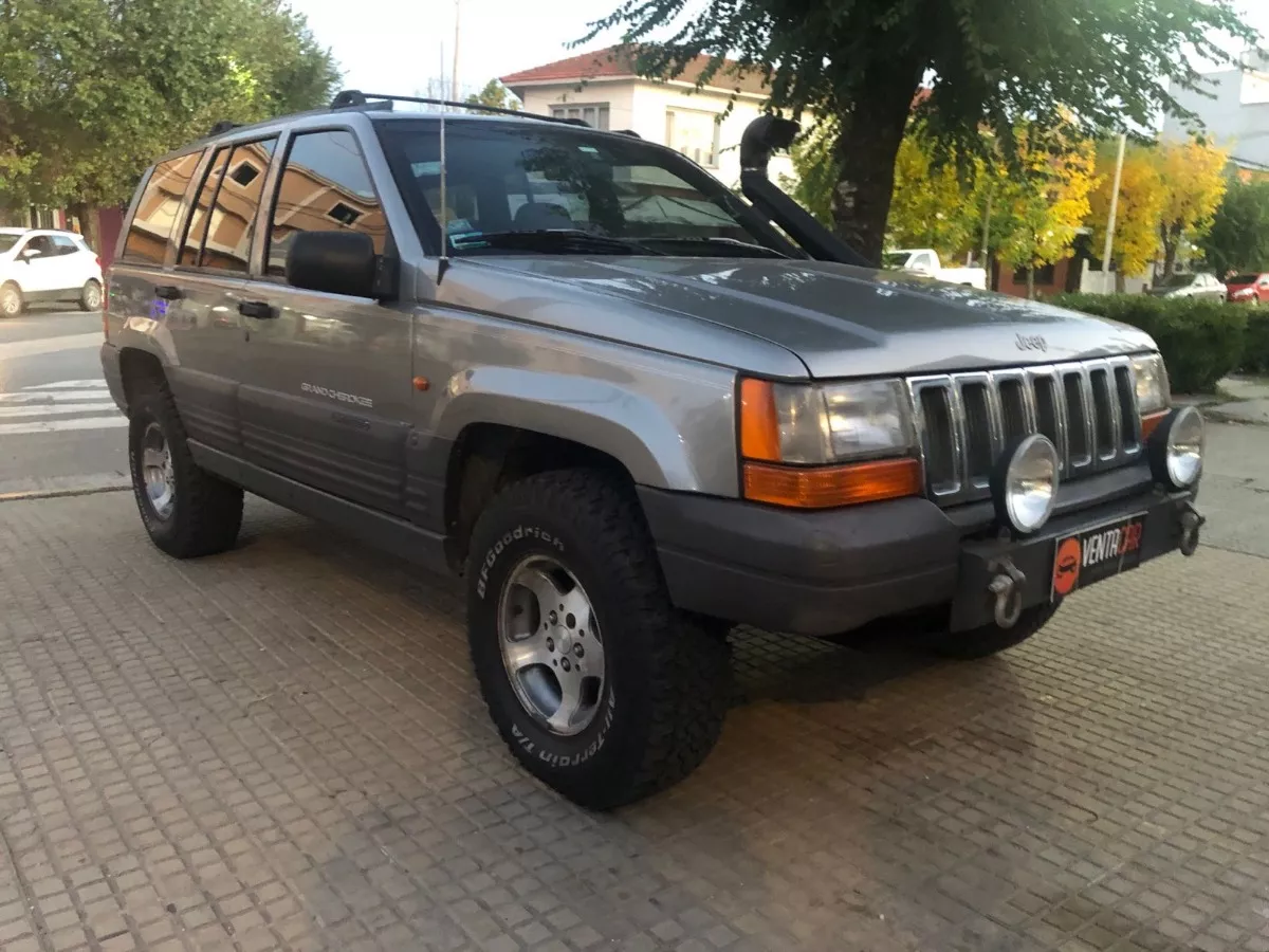 Jeep Grand Cherokee 4.0 Laredo