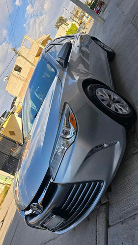 Toyota Camry 2.5 Le L4 At
