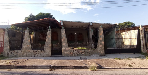 Casa En Venta En La Candelaria, Aragua