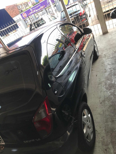 Chevrolet Celta 1.4 Ls+aa 2011 C/gnc 3ptas