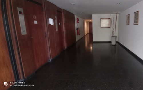 Imagen 8 de 18 de Departamento 2 Amb Con Cochera