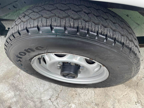 Imagen 10 de 14 de Nissan Np300 2011 2.4 Doble Cabina Típica Mt