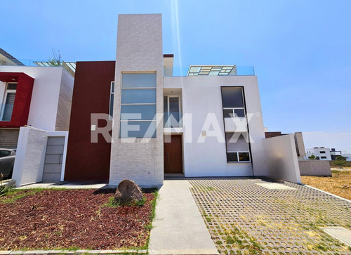 Casa En Venta Mallorca Residence Queretaro