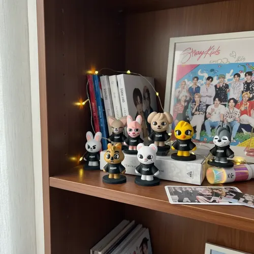 Skzoo Kit Completo 8 Miniaturas Stray Kids - Kpop Fanmade