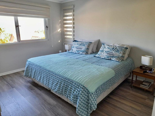 Venta Amplia Y Luminosa Casa Con Piscina Y Quincho Altomacul
