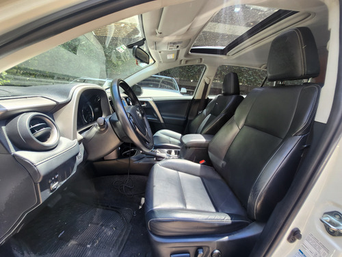 Toyota Rav 4 Vx 4x4 2016 56.000km