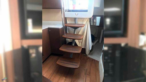 Lancha Sea Ray 375