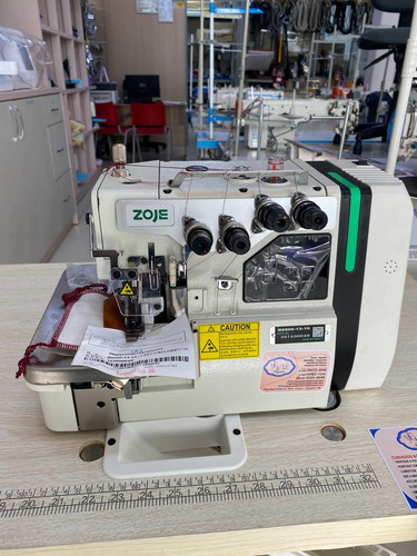 Máquina Overloque Ponto Cadeia Zoje B9500-13-10 Com Mesa