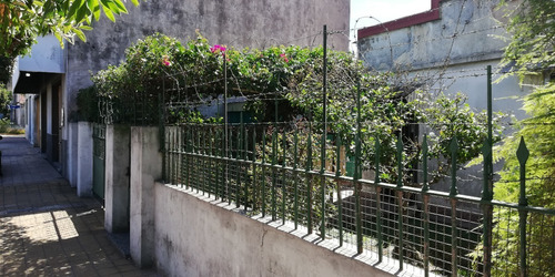 Imagen 2 de 12 de Casa A Reciclar O Demoler En San Justo Lote Propio Excelente Oportunidad!!