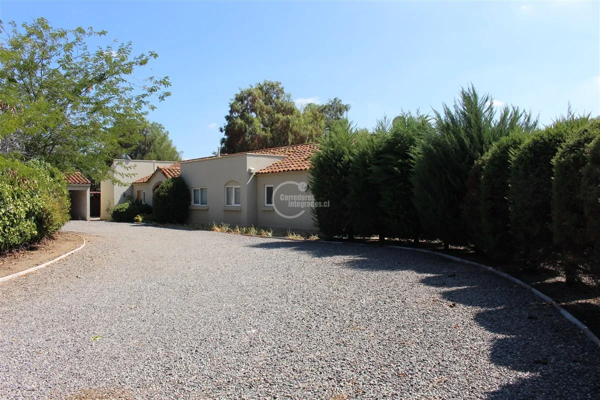 Imagen 3 de 19 de Exclusiva Casa En Parcela De 5.000 M Condominio En Chicureo