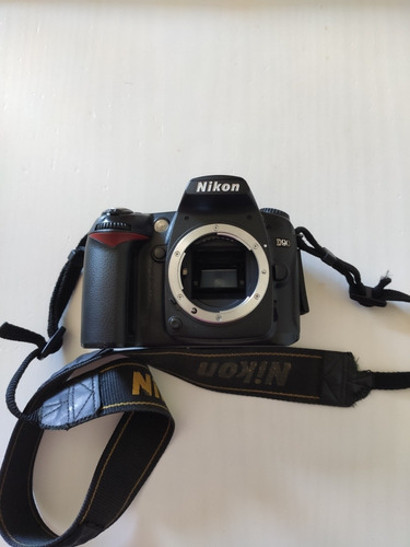 Câmera Nikon D90 Só O Corpo Sem Bateria