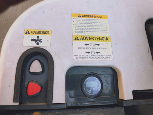 Tractor Usado / 2.7 Ton / 2021 / E2w36-9300021