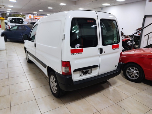 Peugeot Partner 1.6 Hdi Furgon Confort Airbag 2014
