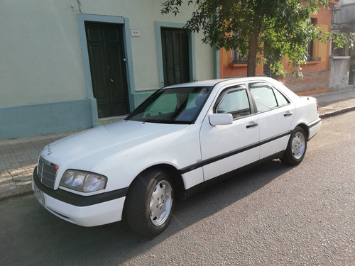 Mercedes-benz Classic 250 Diesel Clásico