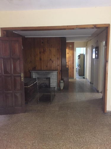 Imagen 3 de 14 de Venta Casa Estilo Americana.