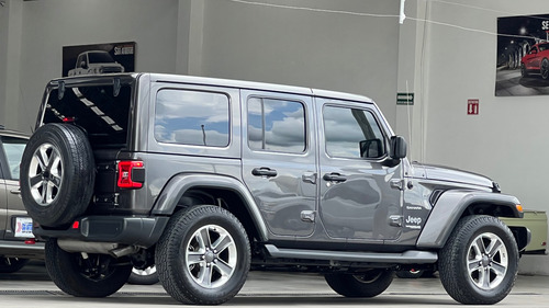 Jeep Wrangler 3.7 Unlimited Sahara 3.6 4x4 At