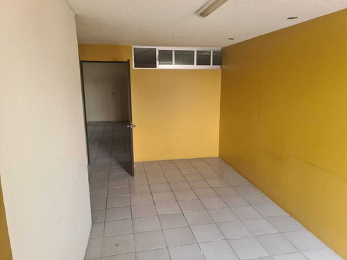 Vendo Piso Comercial En Col Morelos. Toluca, Mex