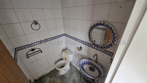 Local Comercial En Alquiler En Baruta Cda 25-23 Yf