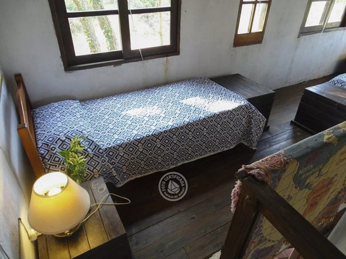 Venta - Hermosa Casa De 3 Dormitorios Y Jardín. Posible Permuta - Ref. #1vla