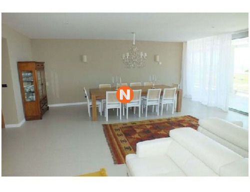 Imagen 10 de 30 de Apartamento En Venta Y Alquiler, Brava, Punta Del Este, 4 Dormitorios. - Punta Del Este Rincón Del Indio