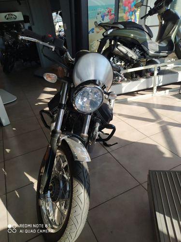 Imagen 7 de 8 de Moto Guzzi V7 50º Aniversario 2500 Km