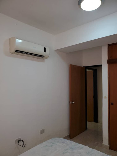 Imagen 7 de 12 de Se Alquila Apartamento En La Urb El Bosque Maracay 04144530004