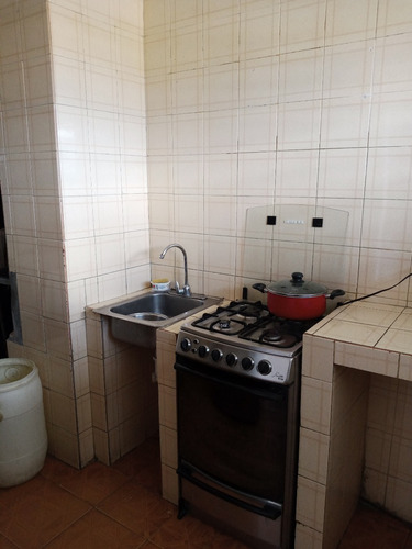 Imagen 5 de 18 de Venta De Apartamento En La Vega