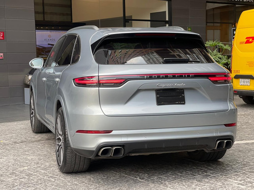 Porsche Cayenne Turbo 550hp 4.0, 6 Cilindros Mod 2020